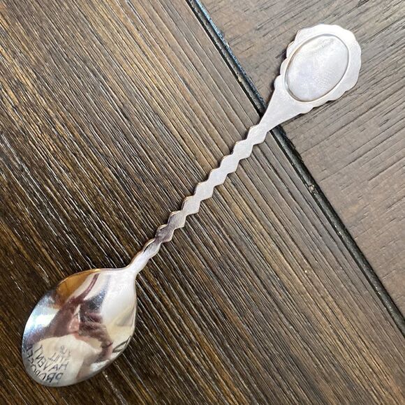 Vintage | 1982 Ottawa Smoky Lake Collector Spoon #34 - Picture 4 of 4